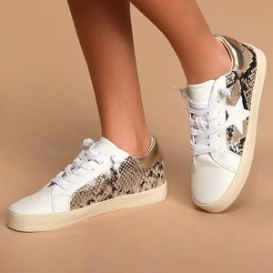 Madden girl snakeskin star sneakers size 7